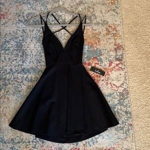 Lulu’s black dress